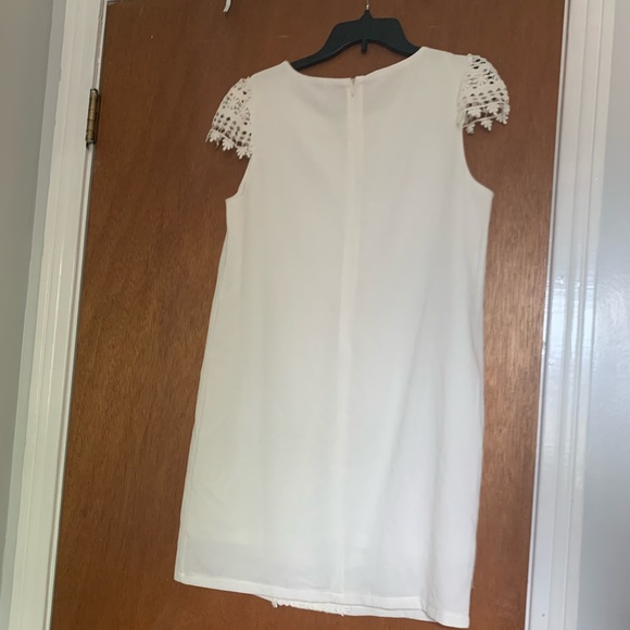 NEW White boutique lace dress. Bridal. Women’s M - Picture 6 of 6